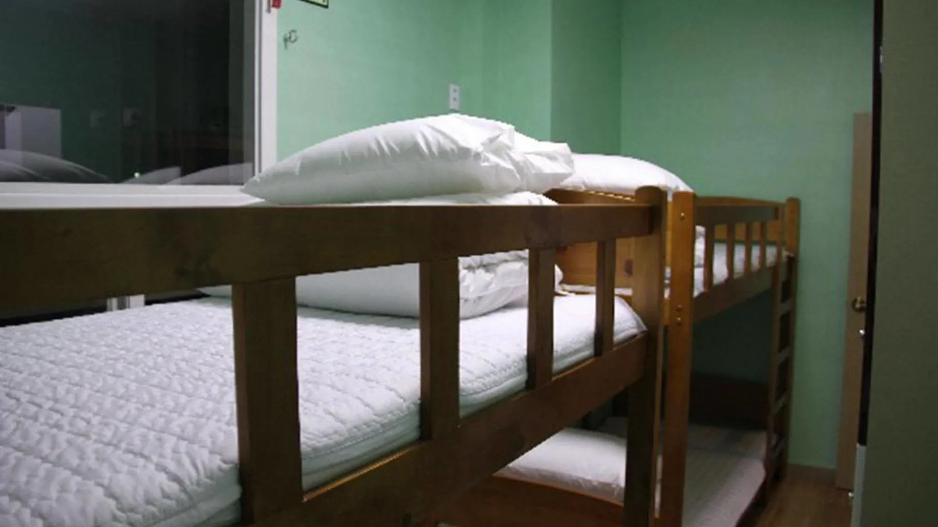 Hyu+ Guest House - Hostel 釜山広域市