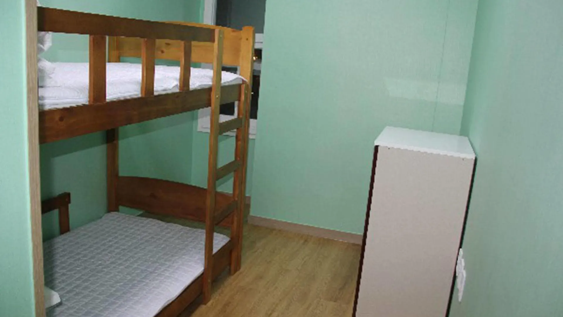 ホテル Hyu+ Guest House - Hostel 釜山広域市
